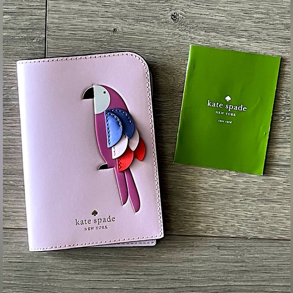 NWOT 🦜♠️ Kate Spade Parrot Foldable Wallet and Passport Holder. Collectible. - Picture 3 of 16